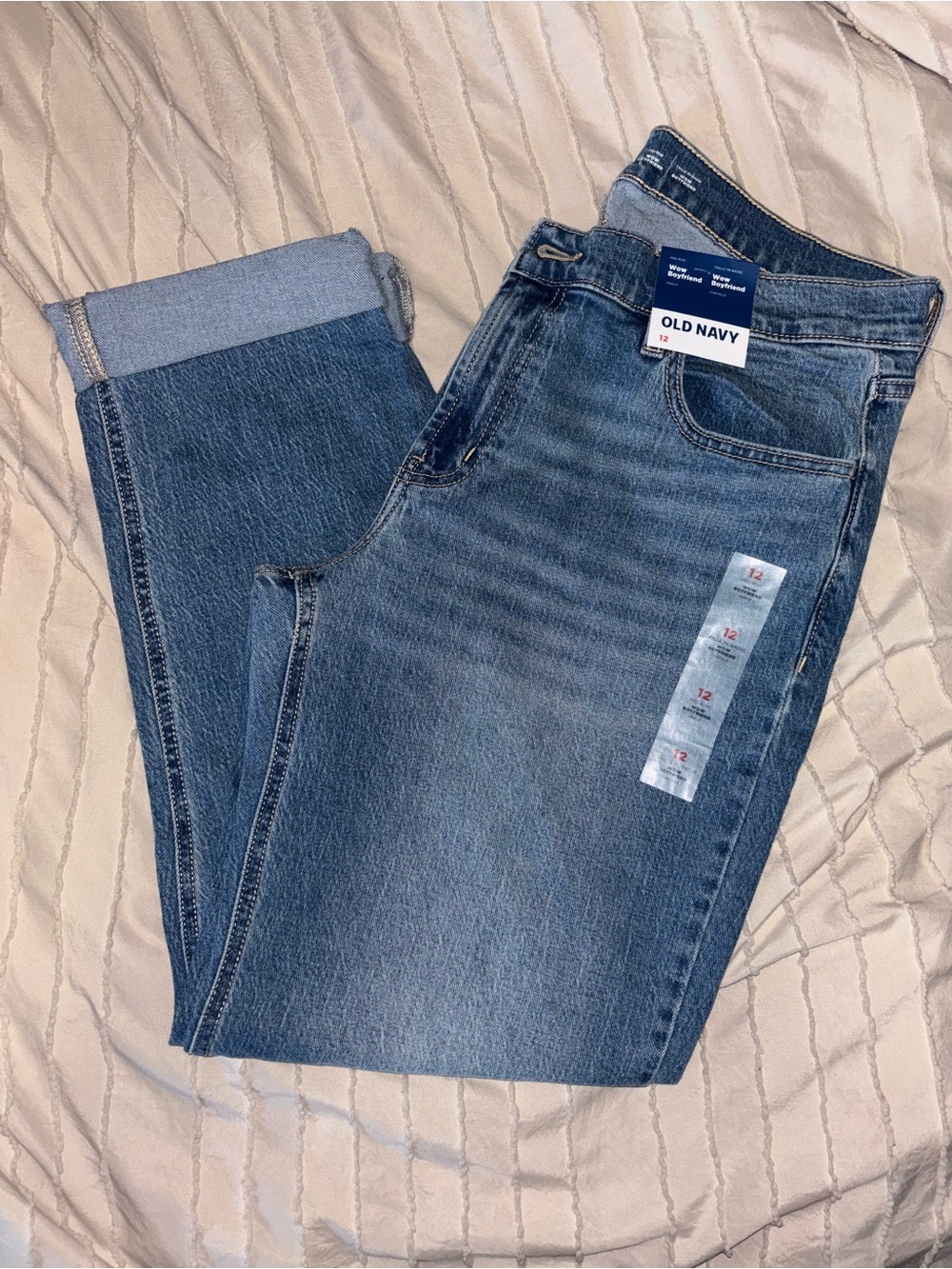 Old Navy Denim Straight-Leg Jeans in Medium Blue